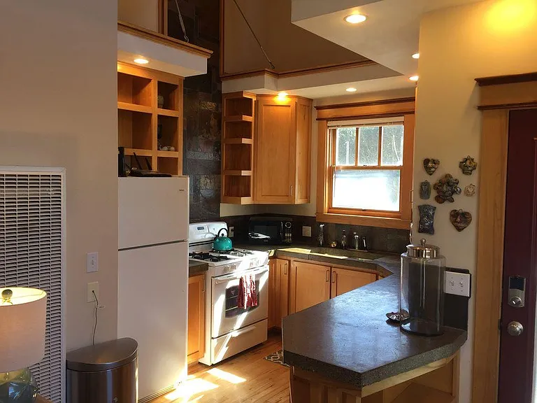 1110 B St #B — Photo 3