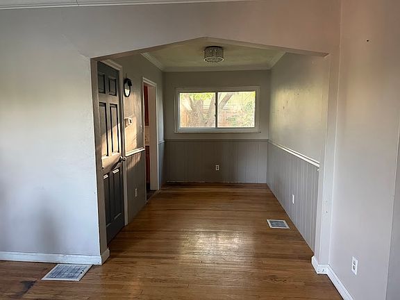 4th image of 3747 Eyrich Rd