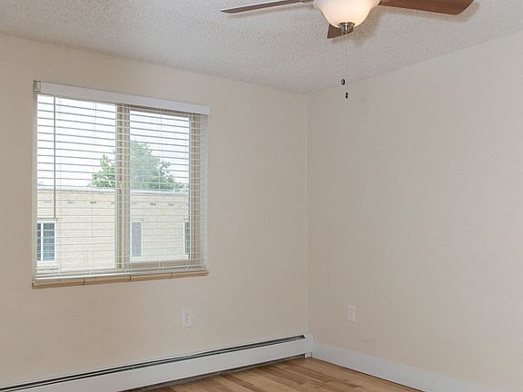 4th image of 253 N Grant St APT 105