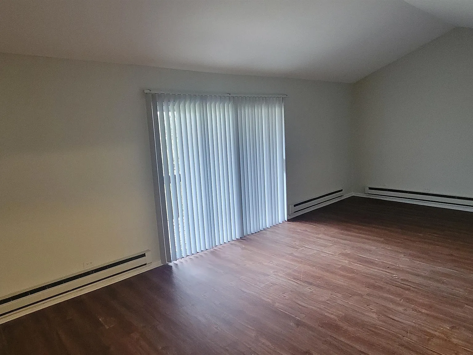 1029 Shagbark Court — Photo 4