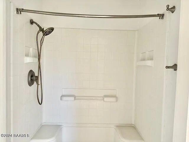 108 Notre Dame Dr — Photo 10