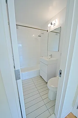 Rented by Stonehenge NYC LLC | media 12