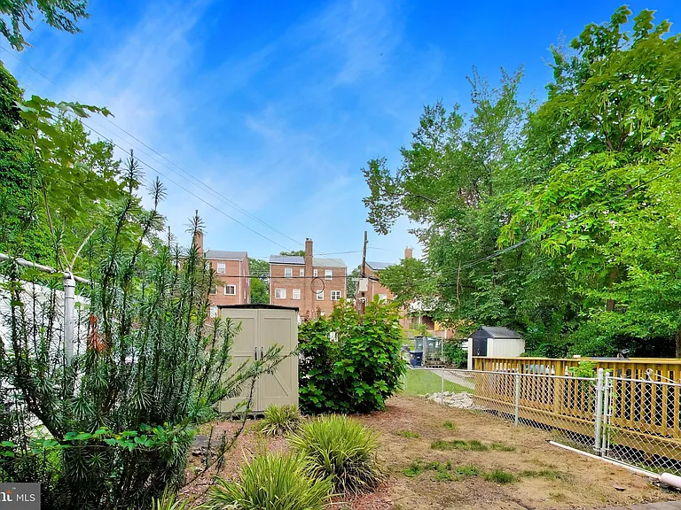640 Chesapeake St SE — Photo 19