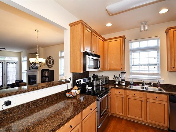 5th image of 5926 Hollow Wood Ct