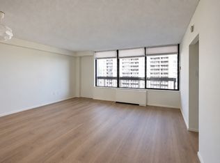 3705 S George Mason Dr APT 1218, Falls Church, VA 22041