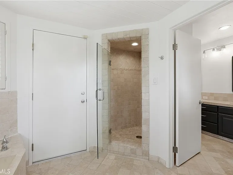 28751 King Arthur Ct — Photo 31