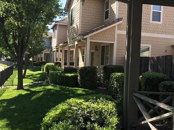 4th image of 7657 Rush River Dr