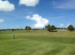 1064 Barefoot Cir, Barefoot Bay, FL 32976
