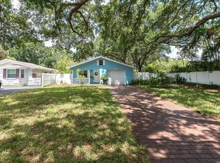 2000 Country Club Rd N, Saint Petersburg, FL 33710