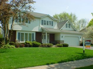 814 S Charles Ave, Naperville, IL