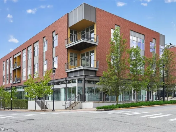 65 E College St APT 203, Oberlin, OH 44074