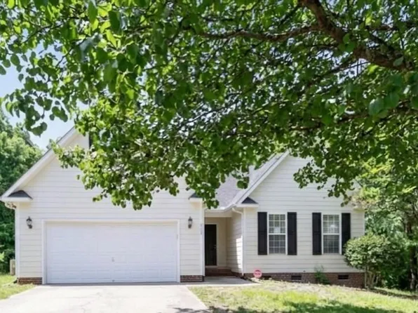 4007 Billingsford Cir, Fayetteville, NC 28311
