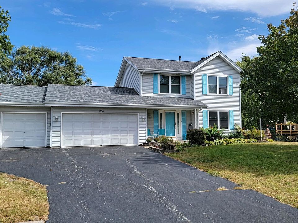 1st image of 8841 Wakefield Dr