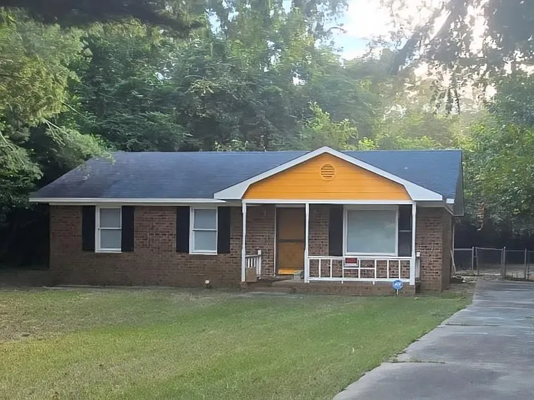 3333 Annie St — Photo 1