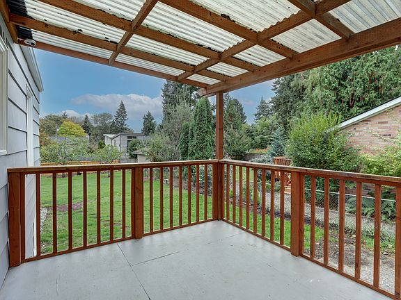 Covered Deck.