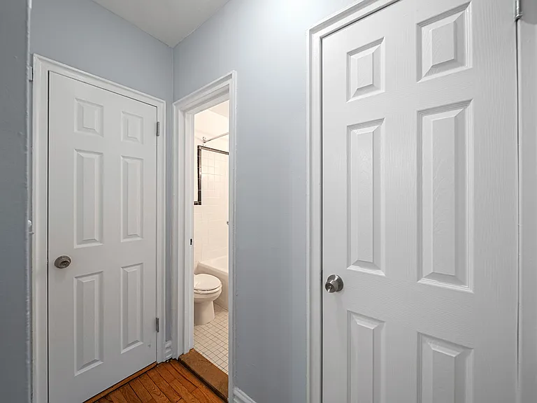 90 Tracey Pl #H1 — Photo 12