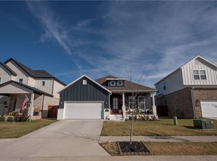 6401 SW Beacon St, Bentonville, AR 72713