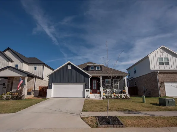 6401 SW Beacon St, Bentonville, AR 72713