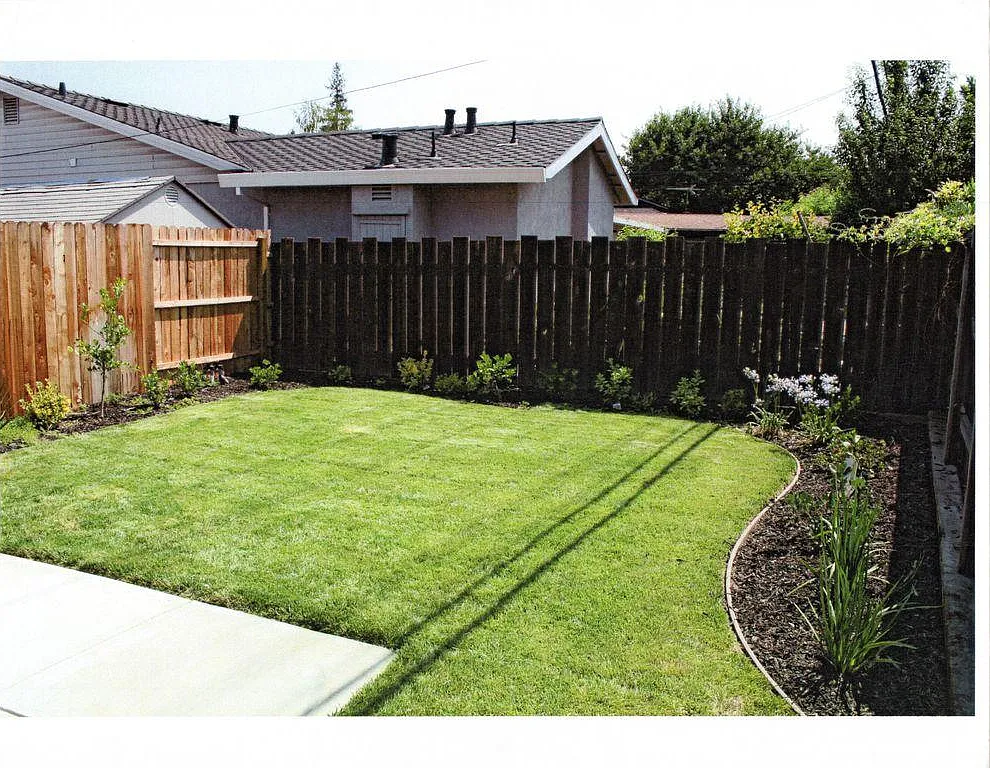 2 bed, 930 sqft, $2,200 — Photo 3