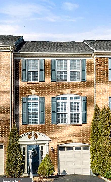 1st image of 15058 Danehurst Cir