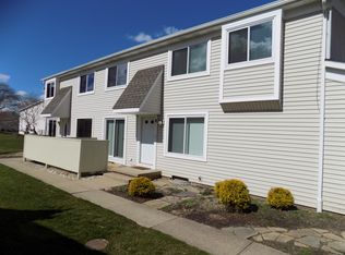 5491 Sierra Dr #A, Willoughby, OH 44094