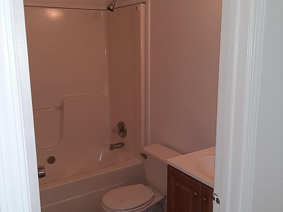 2nd image of 1614 Port St #2