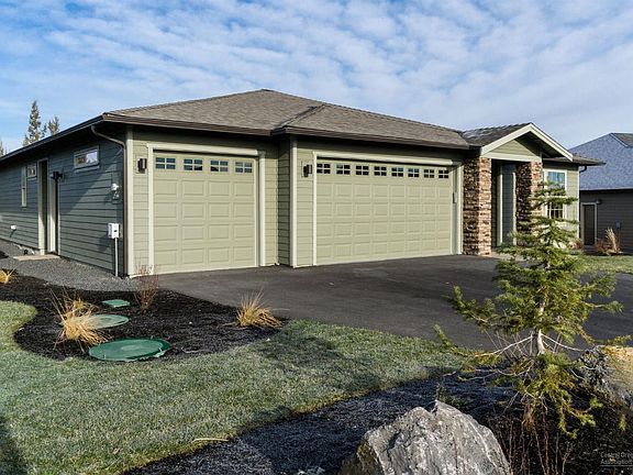 2nd image of 655 Wildwood Falls Ct Lot 7