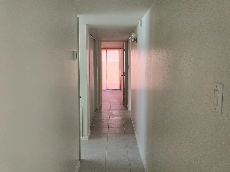 Milinane Dr — Photo 6