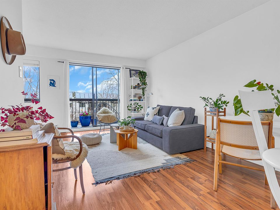 1st image of 2330 Maple St #302