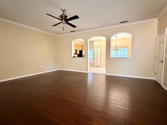 3rd image of 5669 Somersby Rd