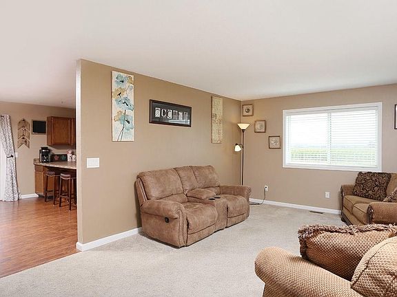 2nd image of 3 Grassland St