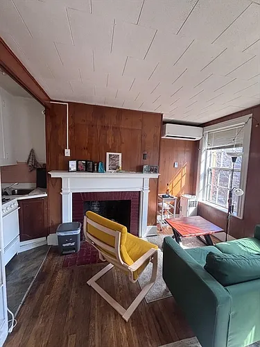 85 Phillips St #7 Photo 1
