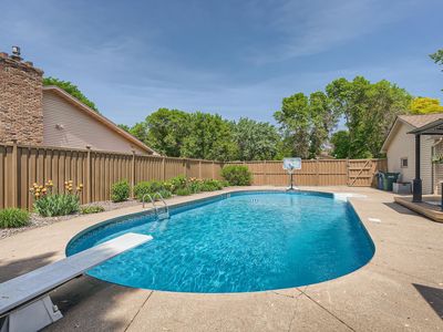 6320 Squire Dr NE, Fridley, MN, 55432