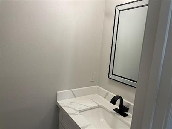 5th image of 2920 Kansas Ave APT C