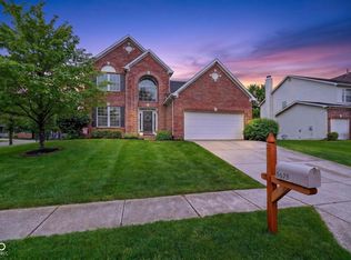 5675 Sapphire Dr, Carmel, IN 46033