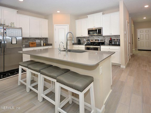 2nd image of 7324 ROCK BROOK Drive