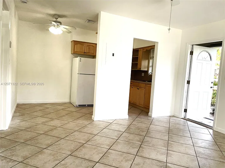 225 NW 23rd St #1 — Photo 8