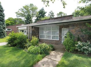 314 Crest Park Rd, Philadelphia, PA 19119