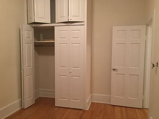 Rented by Metropolitan Equities | media 22