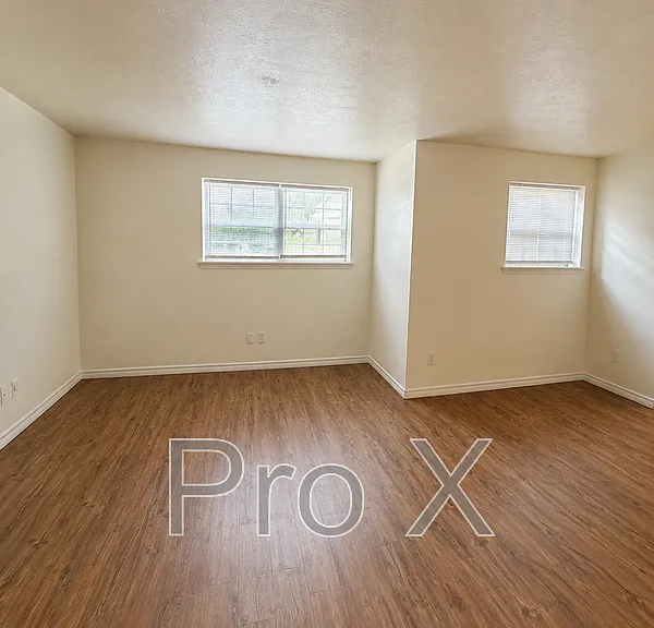 1807 Grand Ave #2S — Photo 3