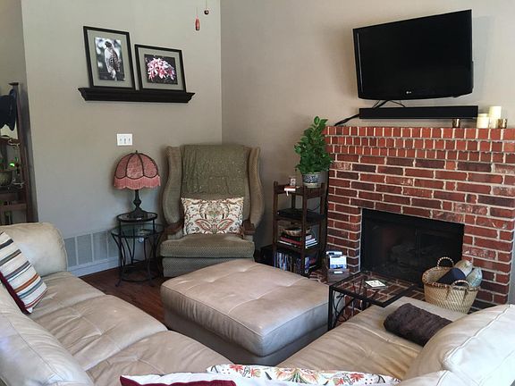 5th image of 2276 Grandview Dr