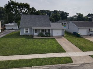 1011 Gary Dr, Plainfield, IN