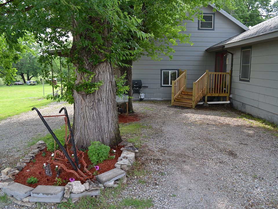 1st image of 3136 Sunny Ln
