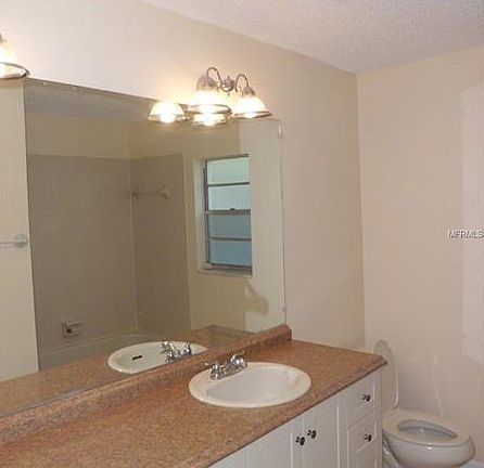 5th image of 3304 Laurel Dale Dr