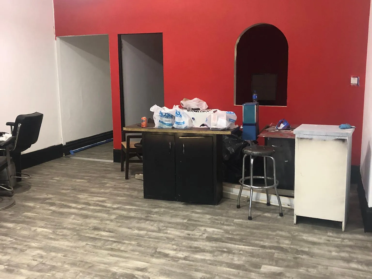 Studio, 1100 sqft, $1,100 — Photo 3
