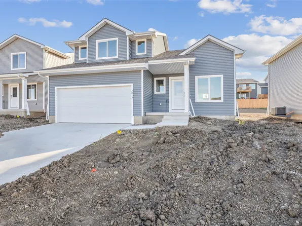 3013 Jerry St, Van Meter, IA 50261