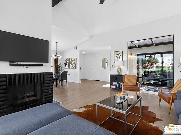 4th image of 226 La Paz Way
