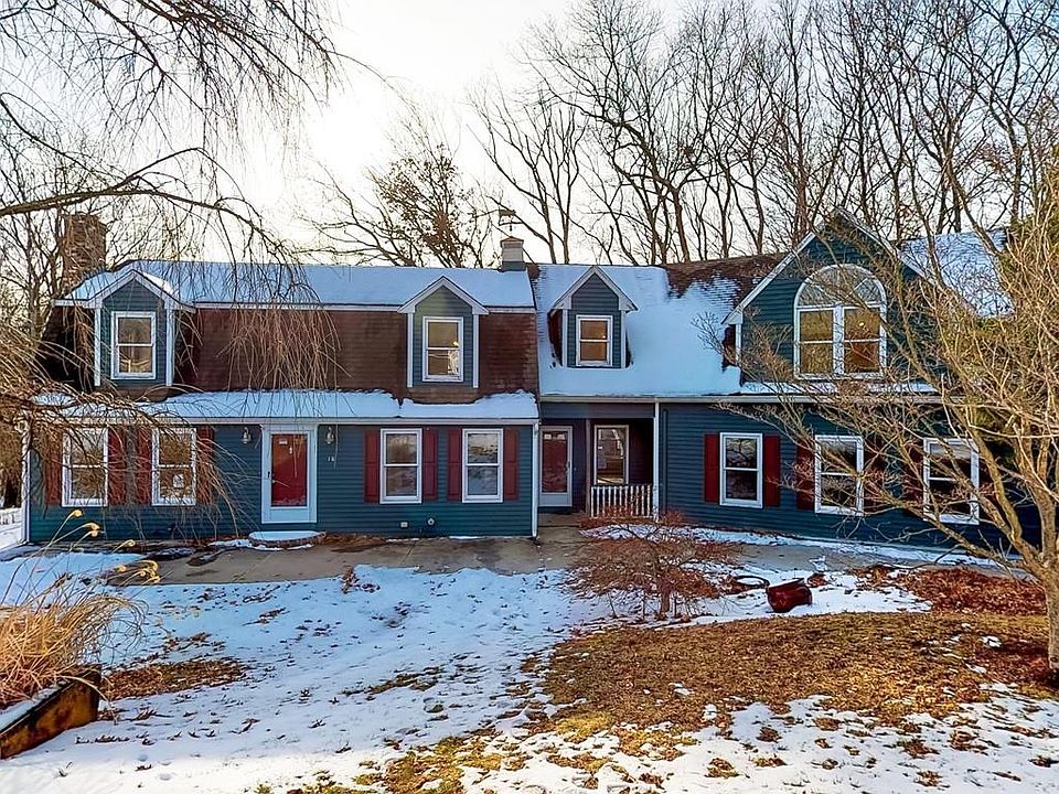 1st image of 18 Longobardi Dr