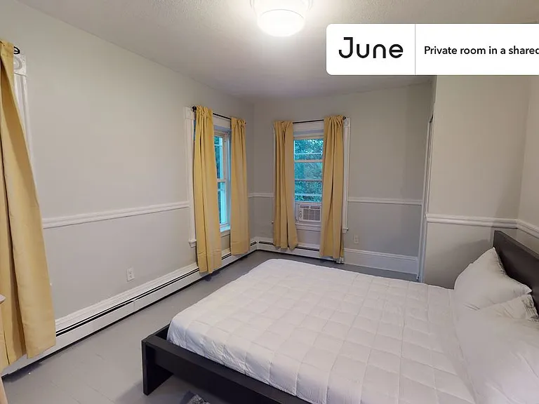 76 Easton St #D — Photo 1