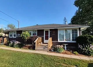 2967 Jewell Ave — Photo 2